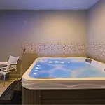 Apartman Awesome In With Sauna Labin