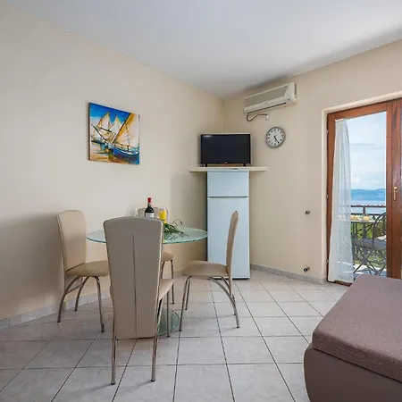 Awesome In With Sauna Labin (Istria)