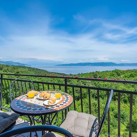 Διαμέρισμα Awesome In With Sauna Labin (Istria)